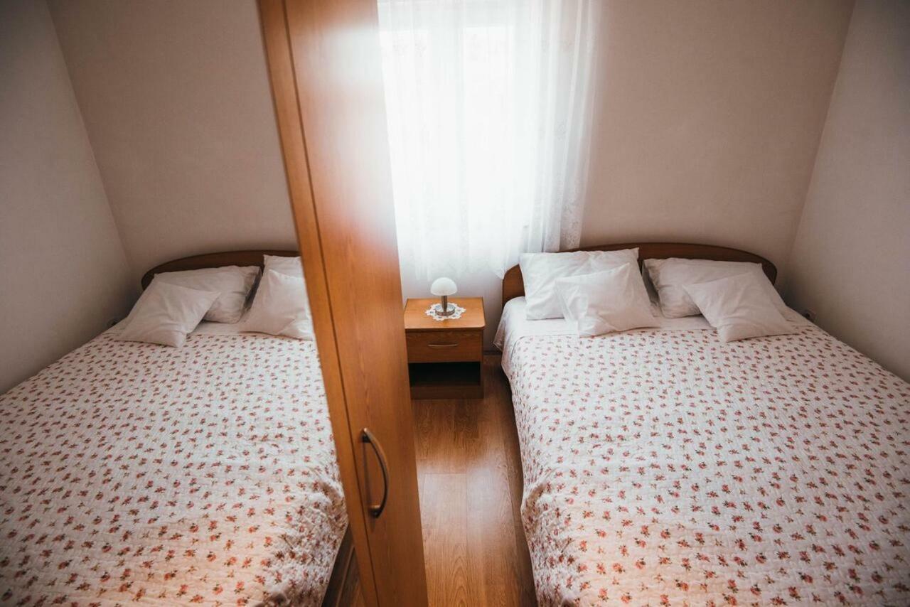Apartmani Tamaris Vodice Exteriör bild