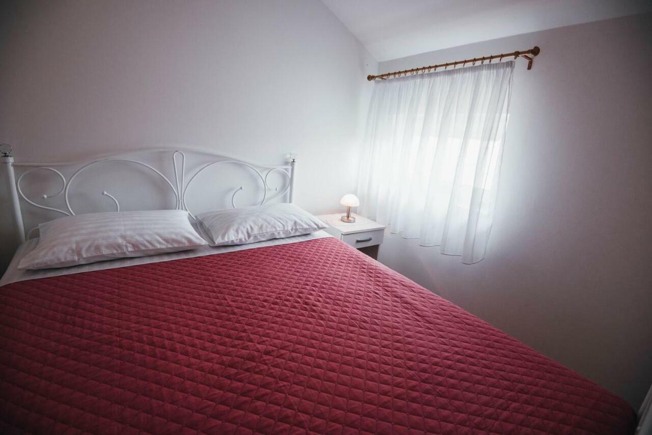Apartmani Tamaris Vodice Exteriör bild
