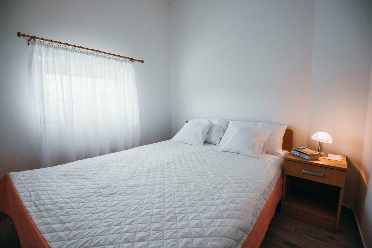 Apartmani Tamaris Vodice Exteriör bild